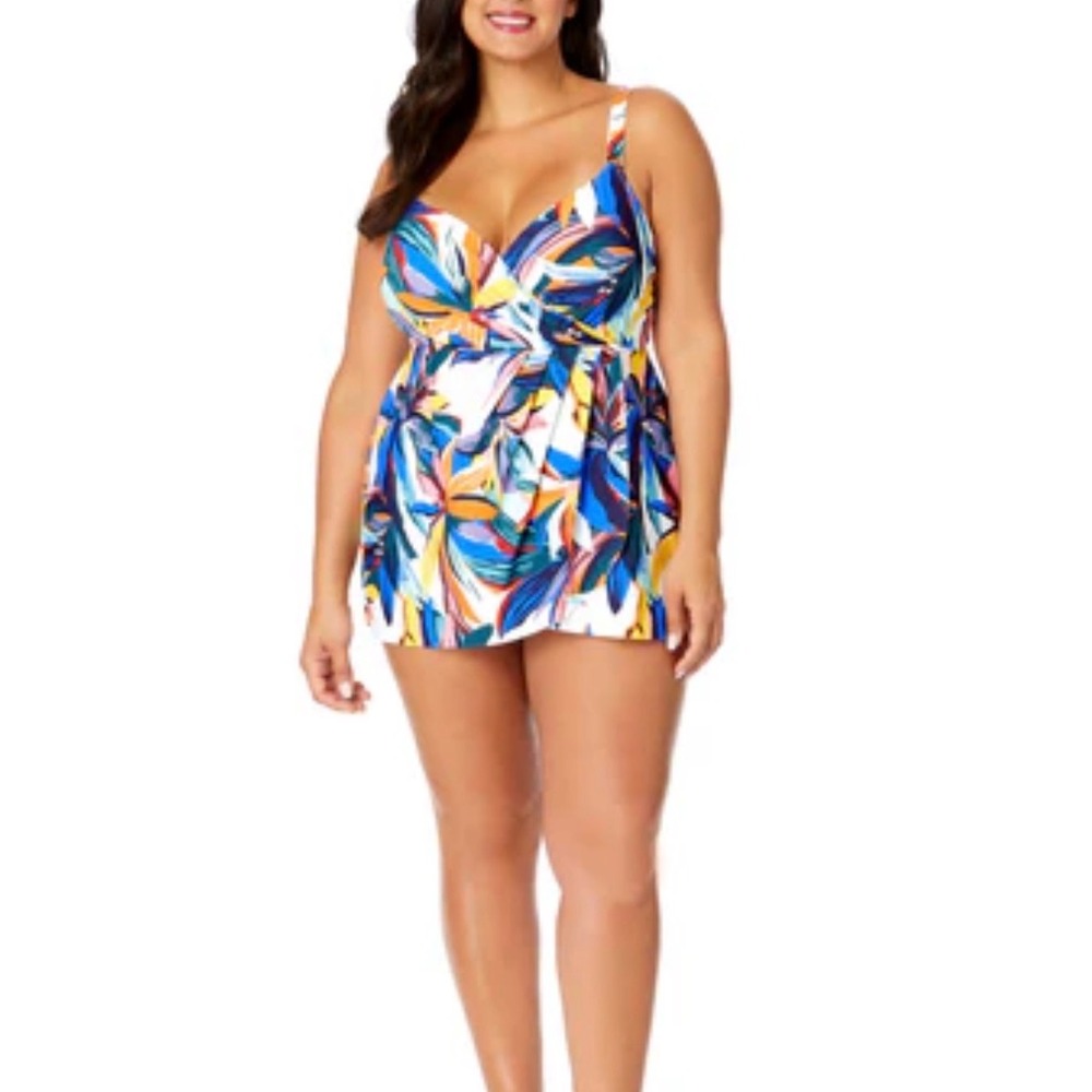 Anne‎ Cole Women 20W Riviera Floral Swim Dress With Skirted Bottom One Piece